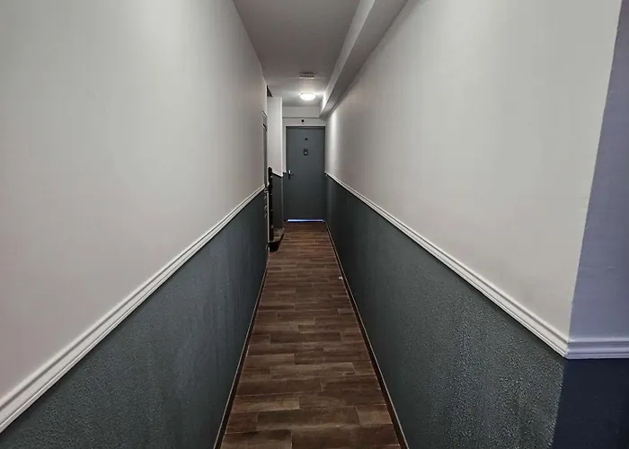 Budget Avec Parking * Charleville-Mézières